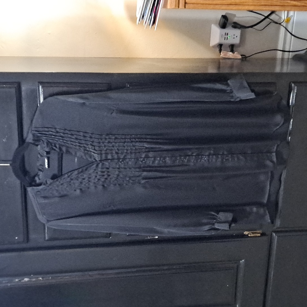 Black   Tunic. BLOUSE